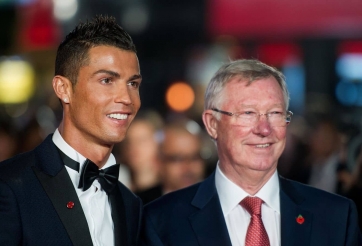 Vì Ronaldo, Sir Alex phải 'muối mặt' xin lỗi 1 người