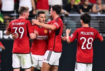 Hàng thủ tệ hại, MU thất bại 'muối mặt' trước Dortmund