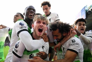 Ngược dòng cảm xúc, Liverpool hâm nóng cuộc đua vô địch Ngoại hạng Anh