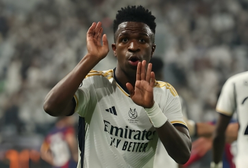 Vinicius chế nhạo Barca sau khi giúp Real lên đỉnh