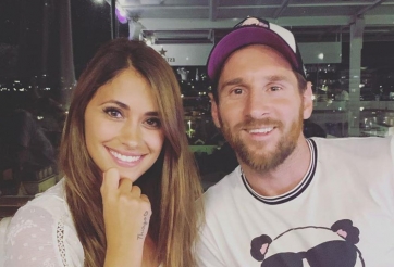 Messi chúc mừng sinh nhật vợ đẹp cực sến súa