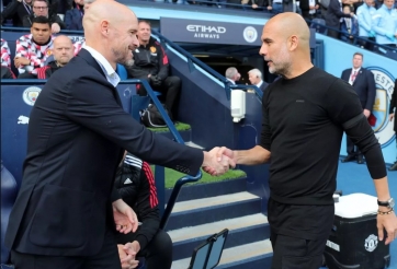 HLV Copenhagen chỉ thẳng điểm khác biệt giữa Man City và MU