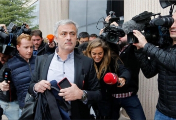 Được chào mời, HLV Mourinho chuẩn bị tái xuất Ngoại hạng Anh?