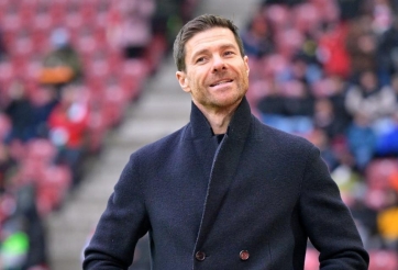 Cựu sao MU dành 'mưa lời khen' cho Bayer Leverkusen