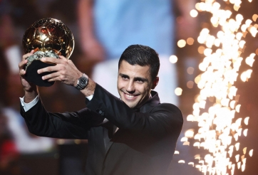 Rodri phá bỏ 'lời nguyền', là cầu thủ 9X đầu tiên giành Quả bóng Vàng