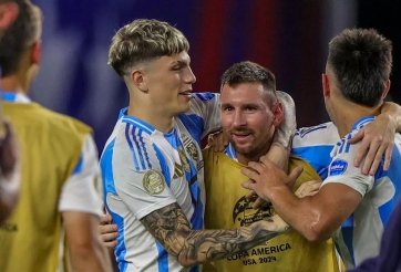 Garnacho chính thức vượt mặt Messi