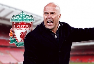 HLV Arne Slot nói gì trước trận định đoạt chức vô địch Ngoại hạng Anh?