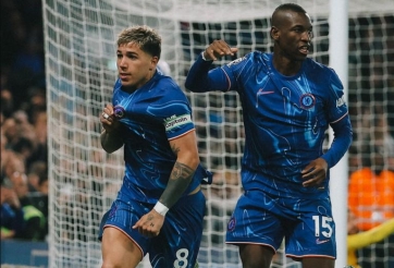 Thắng nghẹt thở Tottenham, Chelsea đòi lại top 4 từ tay Man City