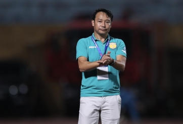 CHÍNH THỨC: Lộ diện HLV xuất sắc nhất V-League 2024/25