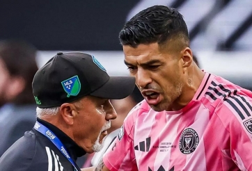 Án phạt tiếp theo dành cho Luis Suarez