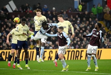 Thua đau Everton, Aston Villa lỡ cơ hội vượt Man City