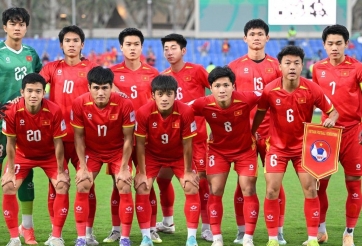 HLV Kim Sang Sik đồng loạt nhận tin buồn từ 3 trụ cột U23 Việt Nam