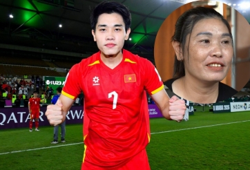 Mẹ Vua phá lưới Đình Bắc: 'Tôi không dám xem con trai đá nữa'