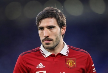 Newcastle ấn định giá bán 'Pirlo đệ nhị' cho MU