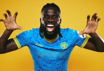 Truyền thông thế giới đồng loạt phản ứng khi CĐV Việt Nam xúc phạm sao Ngoại hạng Anh