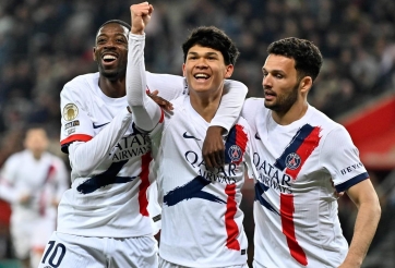 PSG đại thắng 4-0, đòi lại ngôi đầu Ligue 1