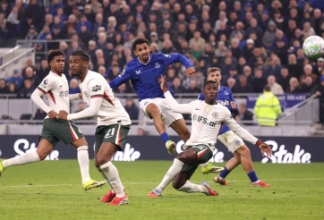 Thua thảm Everton, Chelsea chìm sâu trong khủng hoảng