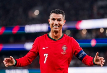 Ronaldo báo tin cực vui sau khi bị gạch tên khỏi ĐT Bồ Đào Nha