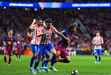 Thẻ đỏ tai hại, Barca bị loại cay đắng tại Champions League