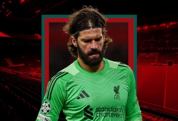 Liverpool ngỡ ngàng khi Alisson 'đồng ý' chuyển nhượng mùa hè