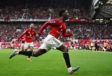 Thắng nghẹt thở Liverpool, MU hiên ngang dự Champions League mùa tới