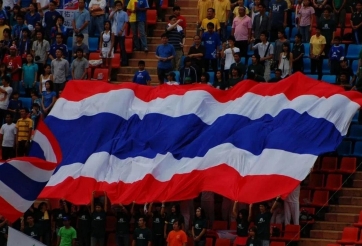 CĐV Thái Lan dậy sóng khi Việt Nam chính thức mất vé dự World Cup