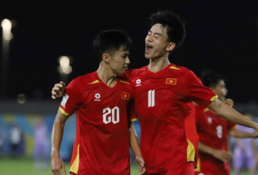 CĐV ĐNÁ dậy sóng khi Việt Nam giành vé dự World Cup lịch sử