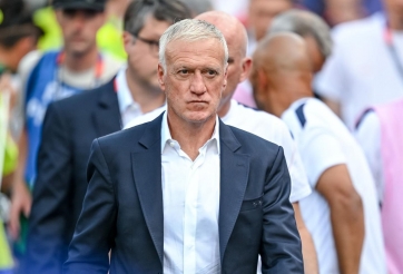 HLV Deschamps thốt lên 1 điều về trận đấu bạo lực giữa Pháp vs Paraguay