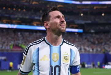 Màn trình diễn tệ hại khiến Messi từng không thể đối đầu ĐT Anh