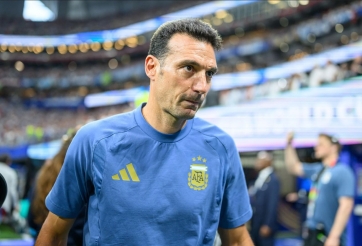 HLV Argentina tuyên bố thẳng 1 điều khi đánh bại Anh ở bán kết World Cup