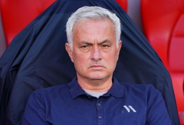 Real Madrid thắng tưng bừng, HLV Mourinho tái xuất hoàn hảo