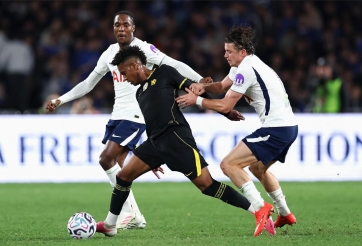 CHÍNH THỨC: Chelsea nhận thất bại đầu tiên dưới thời HLV Xabi Alonso