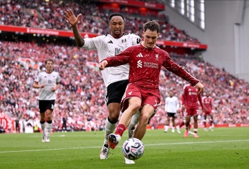 Hàng công vô hại, Liverpool chia điểm bạc nhược ngay tại Anfield