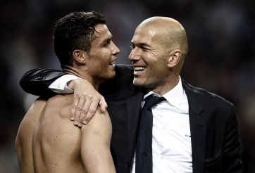 HLV Zidane bất ngờ tuyên bố 1 điều về Ronaldo giữa 'tâm bão drama'
