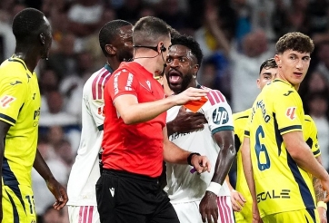 Vinicius nhận thẻ đỏ, Real Madrid vẫn thắng đầy bản lĩnh ở La Liga