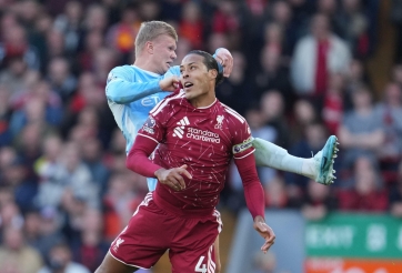 Đả bại Liverpool, Man City xây chắc ngôi đầu Ngoại hạng Anh