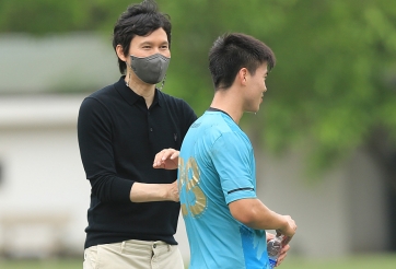 HLV Park Choong-Kyun: Người cứu vớt Hà Nội FC khỏi “búi tơ vò”