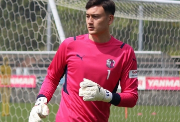 Nói không với Văn Lâm, ngả mũ trước HLV Park Hang Seo!