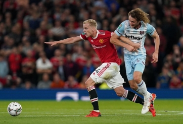 Van De Beek và cơn bĩ cực tại Man Utd