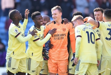 Arsenal từng bước chạm tay vào vé dự Champions League