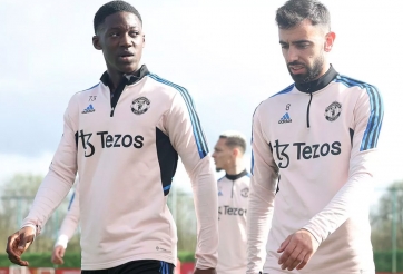 Bruno Fernandes động viên ‘sư đệ’ Mainoo vì bất ngờ được lên tuyển