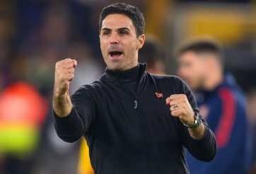 Arsenal tham vọng giành cả Ngoại hạng Anh và Champions League