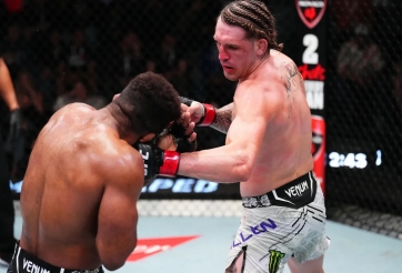 UFC Vegas 90: Brendan Allen giành chiến thắng quyết định 5 hiệp căng thẳng với Chris Curtis