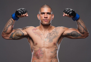 Alex Pereira phá kỷ lục “Cú đấm mạnh nhất hành tinh” của Francis Ngannou