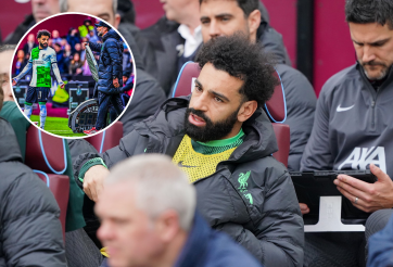 Hé lộ lý do Mohamed Salah “bật” HLV Klopp ngay trên sân