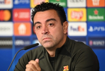 Xavi lên tiếng tiết lộ lý do 'quay xe' đế ở lại Barcelona