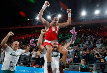 Vụ võ sĩ chuyển giới tại Olympic: Liên đoàn Boxing Algeria rút khỏi IBA