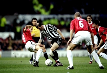 Paul Scholes so sánh sao trẻ MU với huyền thoại Zinedine Zidane