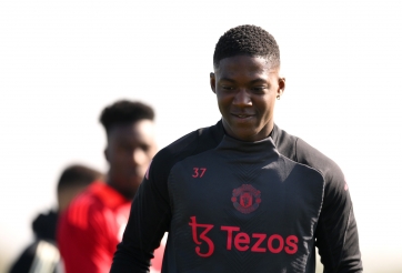 Mainoo khiến fan MU 'dậy sóng' trong ngày sinh nhật