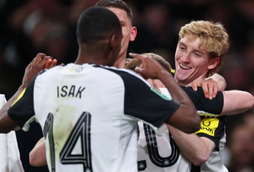 Carragher chỉ ra ứng viên tiềm năng đua vô địch Ngoại hạng Anh 2025/26